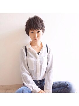 シャイロ(ShyRoh) ゆるふわ感が可愛いショートスタイル