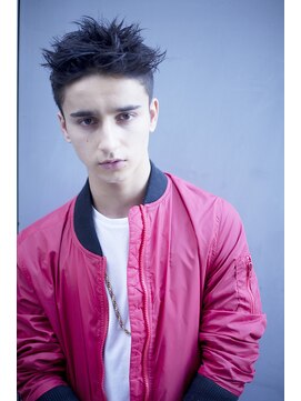 マグノリア オモテサンドウ(MAGNOLiA Omotesando) 爽やか黒髪ツーブロックスタイル 担当店長DAISUKE