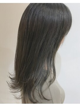 グッデイ ヘアー(GOOD DAY HAIR) 【GOOD DAY HAIR】《ナチュラルストレート:グレージュ》　下北沢