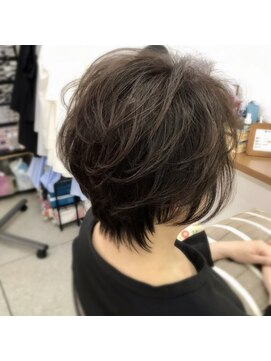 ヘアクリエイト エクセル美容室(Hair Create EXCEL) 吉瀬美智子 風ショート
