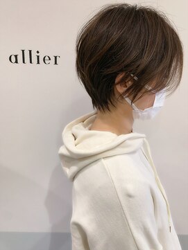 カルムアリエ(CALME allier) 丸みのあるショート　ダメージ予防カラー　絞り束感カット