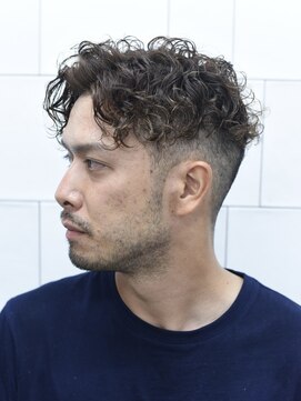 メリケンバーバーショップ コウベ(MERICAN BARBERSHOP KOBE) 10秒スタイリングパーマ