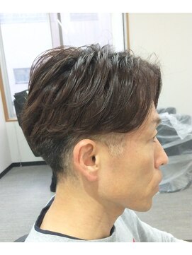 夜髪 ダイヤモンドヘッド硬め直毛に柔らかな動きを纏わせたオイル漬け