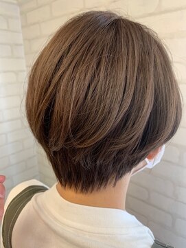 ロマンヤカタ ファース(ROMAN YAKATA fars) ショートボブ　ひし形　透明感　グレイッシュカラー＠田代8/31