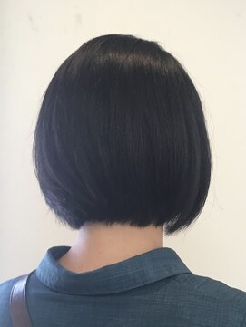 ラズープリット 丸みショート