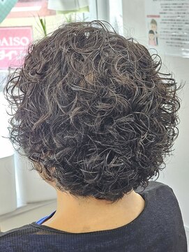 レリビー アウラ(LELiBE_'aula) パーマスタイル
