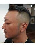 スキンフェードフェザーアップ