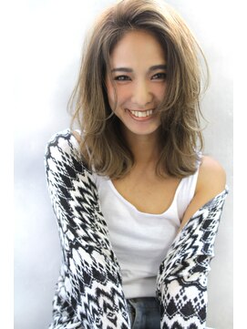 ブラン 栄(Blanc) 【Blanc】ブリーチ_ハイライト_レイヤーカット_ミディアム