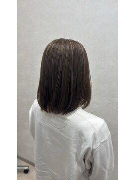 ベリーヘアデザイン 外国人風ハイライト