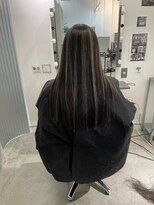 キング 高槻(K!ng) 縮毛矯正髪質改善ハイライトレイヤーカット高槻美容室エクステ