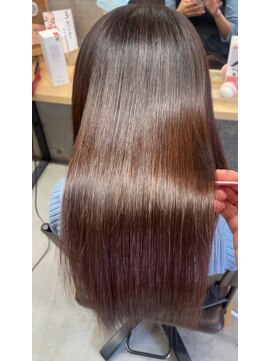 リタ 枚方(Rita) 20代30代40代大人可愛い髪質改善カラー艶感ストレート透明感