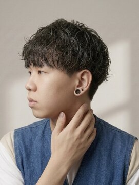 レボ 神宮寺店(Revo) 縦落ちツイスト＆ホワイトメッシュ