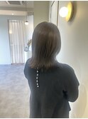 オリーブブラウン