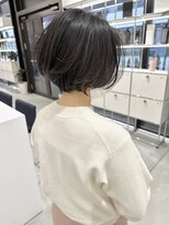ステアケース ギンザセブン(stair:case ginza7)&nbsp;前髪長めレイヤーショートボブ耳かけ