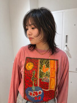 ユニク(uNIQU) 重く見えないのに動く。今っぽレイヤースタイル