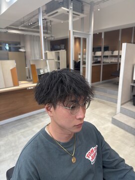 ルースト 南堀江店(ROOST) 刈り上げセンターパート/波巻きツイストスパイラル/南堀江