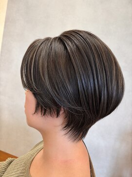 サロンドベルエクラ(Salon de belle Eclat) ショート