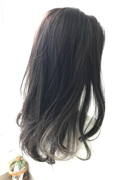 エコルアヘアー(ecolua hair) ミディアム×インナーカラー