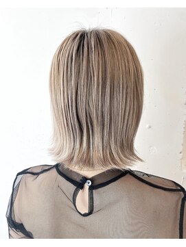 アイリー 名古屋(A/LEE) ボブ×グレージュ