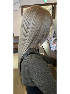 タイドヘアー 高槻店(TIDE HAIR) ホワイトグレージュ