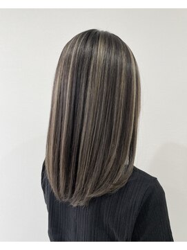 イト(ito.) コントラストハイライトミディ_ショコラベージュ_ボブルフ