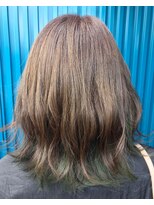 アフロディアンブランシュ(AphrodiaN branche)&nbsp;20代30代40代　秋カラー♪モスグリーンカラー・インナーカラー