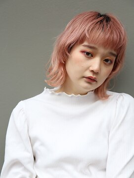 キサイ バズ(kisai BUZZ) kisaiBUZZ*西川史浩 無造作ウルフボブ×ペールピンク