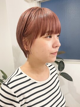 シイカ(sika.) 耳かけショート　ハイトーンっかわいく。