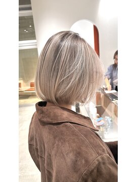 ローエ バイ デコ(Rohe by DECO) 【長谷川】シャドールーツ/ブロンド