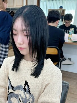 ネオリーブ クーロ(Neolive curro) 韓国前髪顔周り×美髪レイヤー[横浜/縮毛矯正/前髪縮毛矯正]