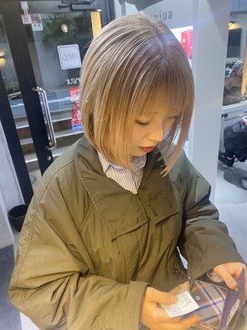 レックス 中野(rex) ボブ ミルクティーベージュ