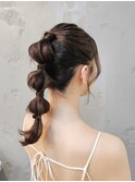 海外セレブ風ポニーアレンジ