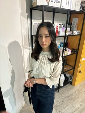 コワファースト長崎シャンプーボーイ 2nd(COIFF1RST 長崎 SHAMPOO BOY) 韓国風レイヤー