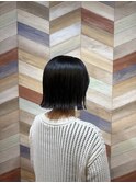 外ハネ×切りっぱなしボブ