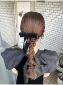 タイトヘア 編みおろし タイトアレンジ 参列ヘア イベントヘア