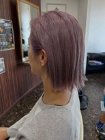 オークラブヘアースタジオ(O-CLUB hairstudio) 切りっぱなしハイトーンボブ