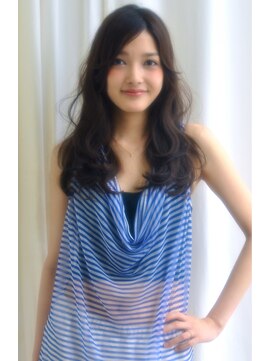 クラン(clan) 大人可愛いナチュラルウェーブロング