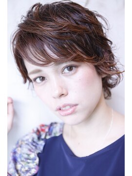 ブーケ(BOUQUET) 『BOUQUET」西川麻衣子ラフな軽さと動きのあるショート