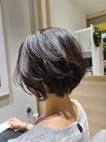 ヘアサロン R3 お手入れ簡単ショートヘアー1