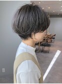 もみあげが可愛い！綺麗なシルエットのこだわりショート！