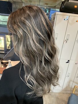 ラフ 難波店(LAFF) #黒髪#ボブルフ#ネビージュ#小顔#ワンレン