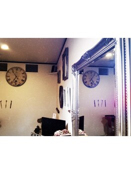 《カウンセリング～仕上げまで1人のスタイリストが担当》個室もありお子様同伴可なので忙しいママさんにも!