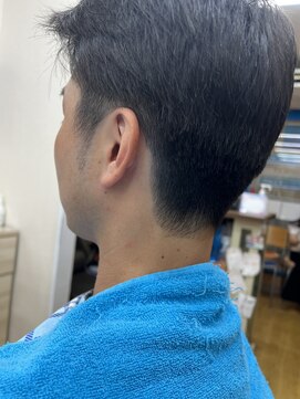 ヴェルデ シンバシ(VERDE SHINBASHI) バーバースタイル フェード 七三メンズ ビジネス ベリーショート