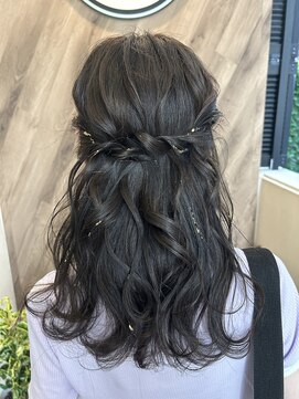 シャンティ 目白(SHANTi) ハーフアップ