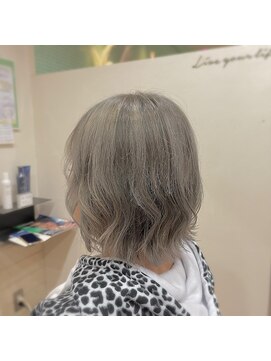 エミュ(emu) 脱白髪染めホワイトグレー