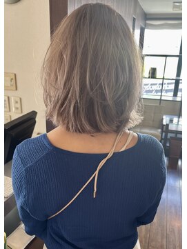 ダアッカ(da acca) バレイヤージュミルクティー