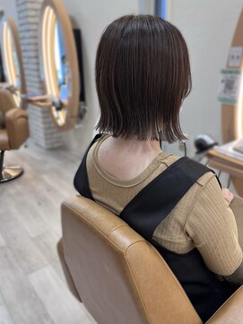 アドラーブル けやき通り店(adorable) 大人可愛いショートボブ切りっぱなしショートハイライトカラー