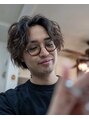 セラヴィ ヘアーサロン 花本 真也