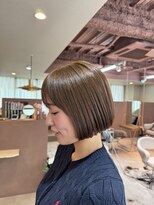 カルパ(calpa)&nbsp;顎ライン切りっぱなしボブ・似合わせカット