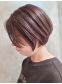 表参道大人ショートボブ顔周りレイヤーカットくびれショート40代